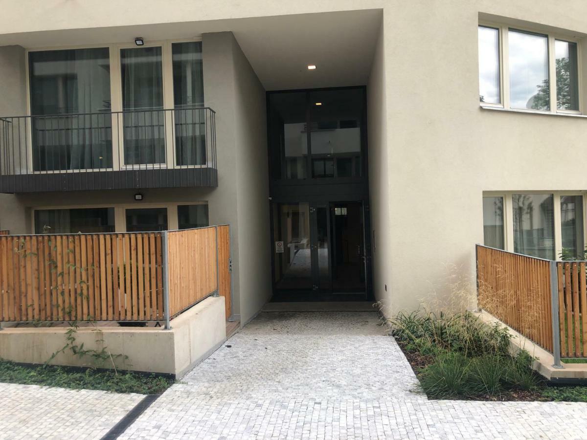 Luxury Apartment With Private Garden Prague Exterior photo